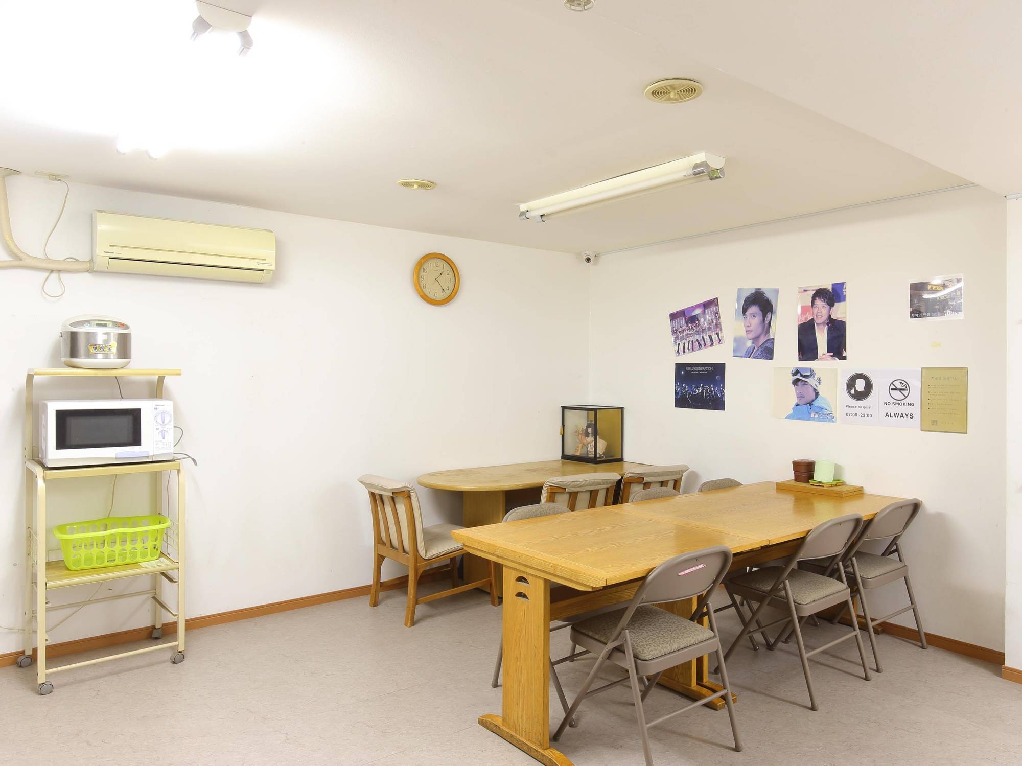 Haru Hotel Tokyo Exterior photo